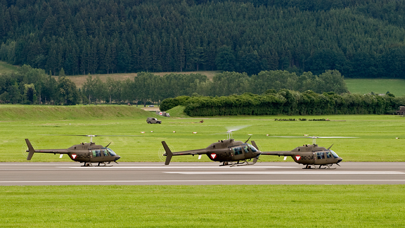 080_AirPower_Agusta AB-206A JetRanger.jpg